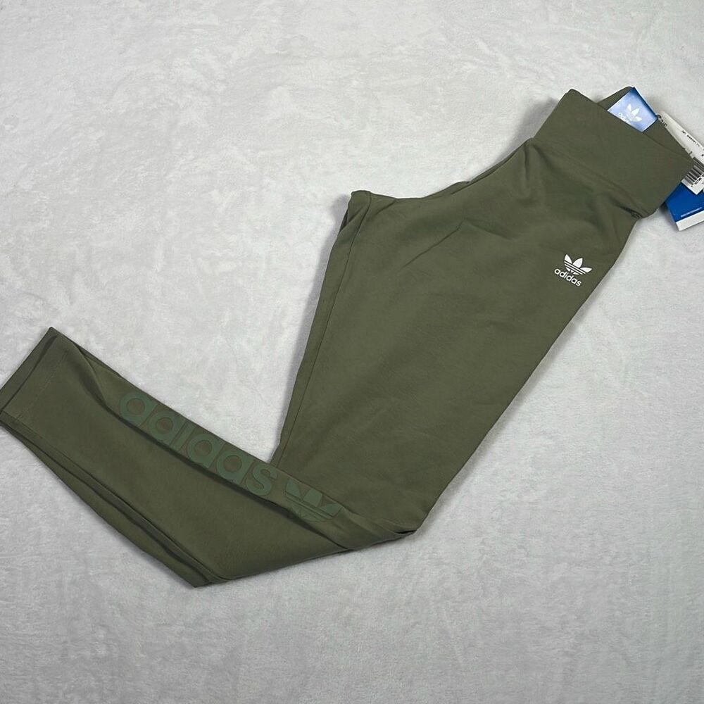 ADIDAS ORIGINALS ESSENTIAL tight fit mid rise  EVERYDAY LEGGINGS NWT Women Small